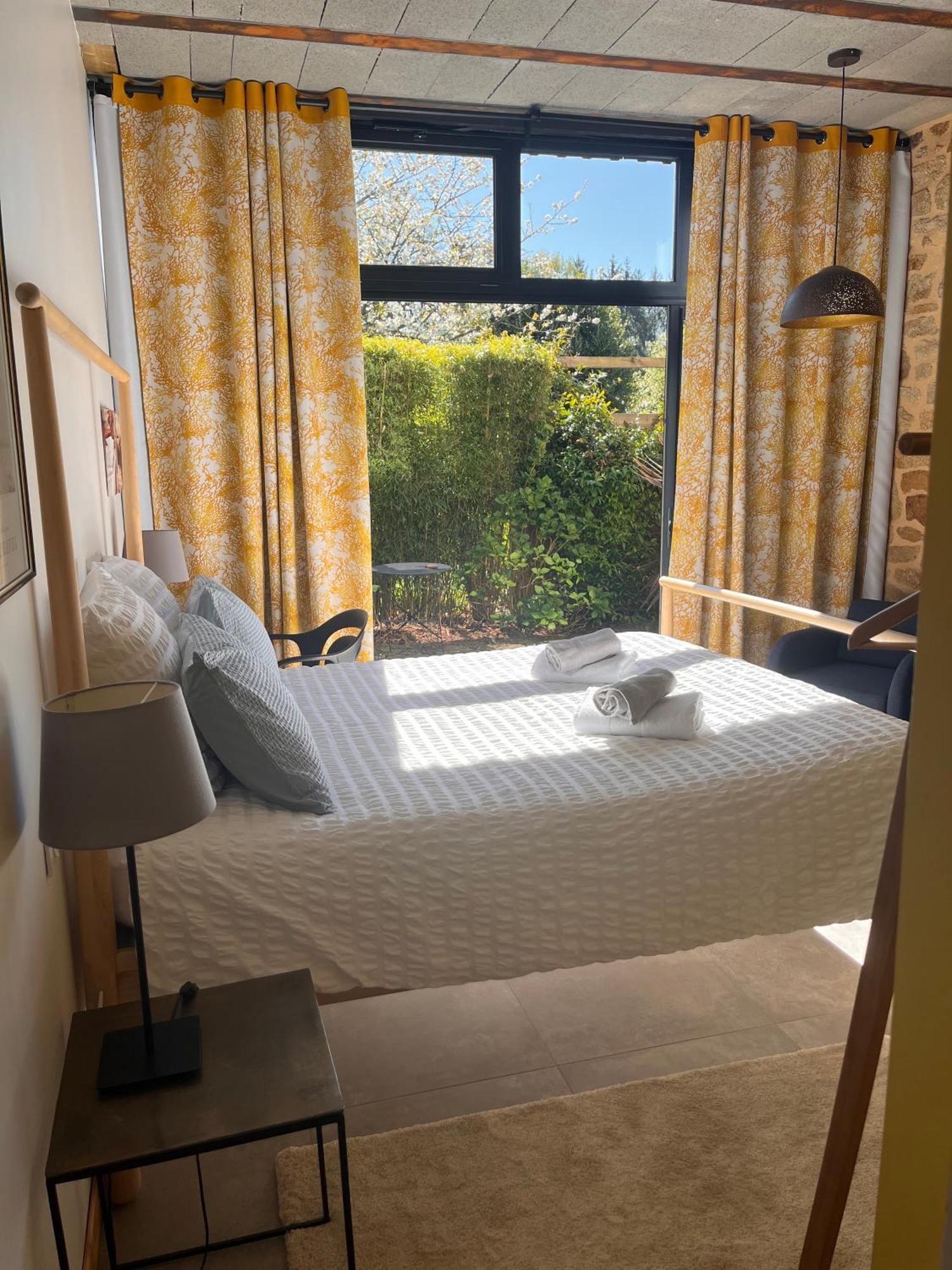 La Sellerie Bed & Breakfast Romagne  Bagian luar foto